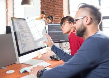Exploring Your Theme Options: Default, Free, and Premium Themes