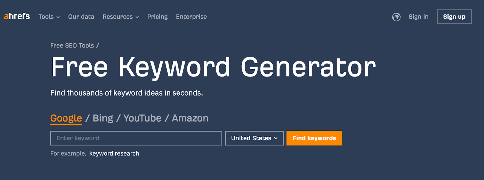 Des outils comme Ahrefs sont utiles pour rechercher des idées de noms de domaine.